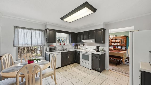 918 Stone Crest Circle, Chattanooga, TN 37421