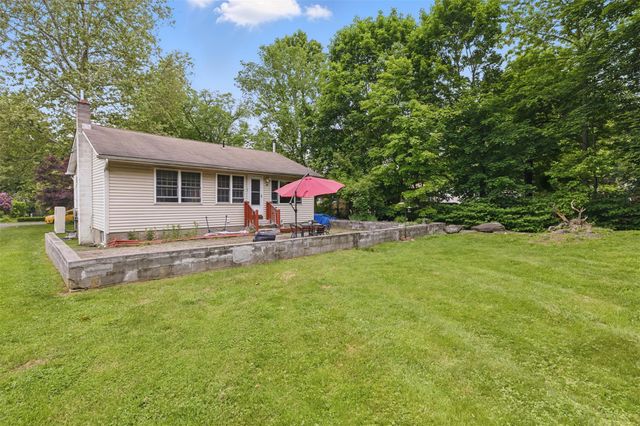 27 Revere Road, Monroe, NY 10950
