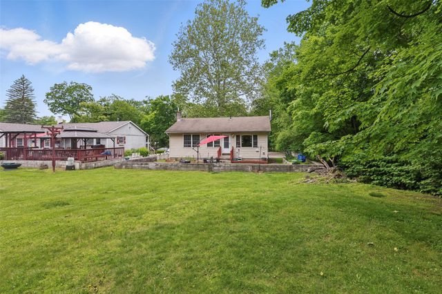27 Revere Road, Monroe, NY 10950
