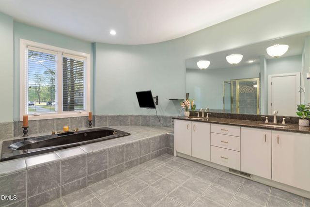 5007 Country Club Drive N, Wilson, NC 27896