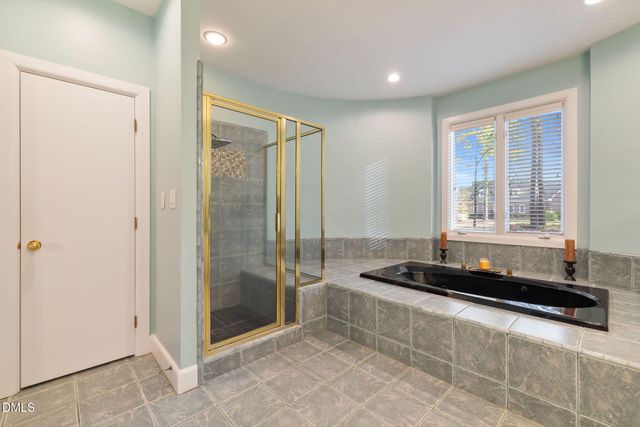 5007 Country Club Drive N, Wilson, NC 27896