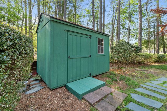 5007 Country Club Drive N, Wilson, NC 27896