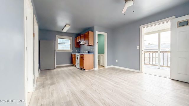 13 Decatur Avenue B, Seaside Park, NJ 08752