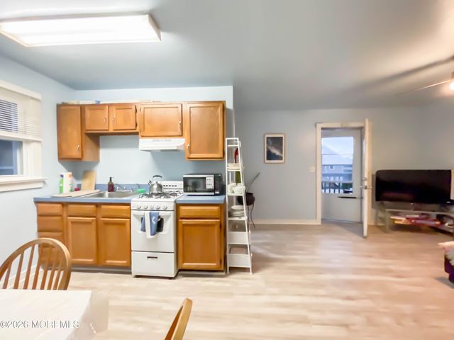 13 Decatur Avenue B, Seaside Park, NJ 08752