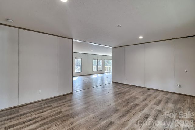 299 NED WILLIAMS Road, Kershaw, SC 29067