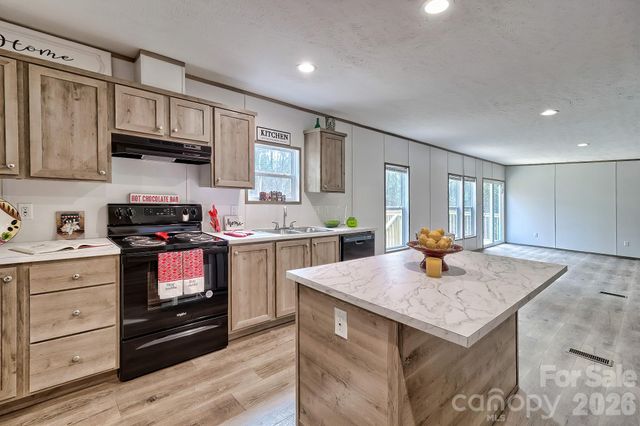 299 NED WILLIAMS Road, Kershaw, SC 29067