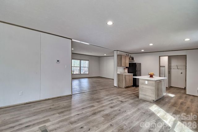 299 NED WILLIAMS Road, Kershaw, SC 29067