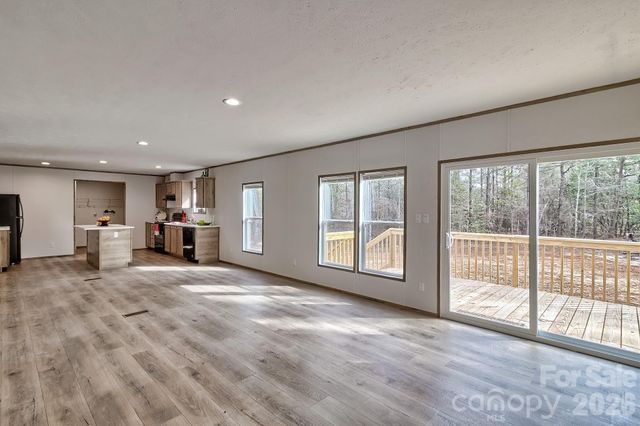 299 NED WILLIAMS Road, Kershaw, SC 29067