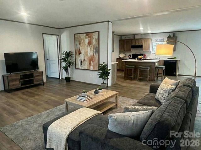 299 NED WILLIAMS Road, Kershaw, SC 29067