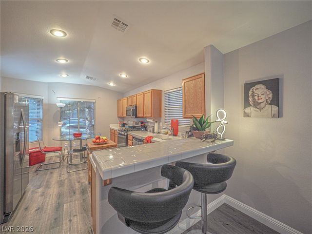 3105 Whispering Canyon Court, Henderson, NV 89052