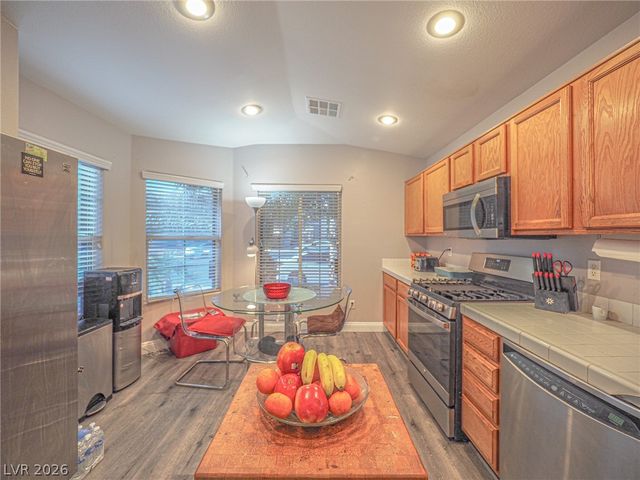 3105 Whispering Canyon Court, Henderson, NV 89052