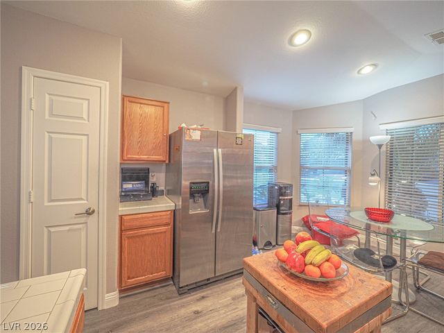 3105 Whispering Canyon Court, Henderson, NV 89052