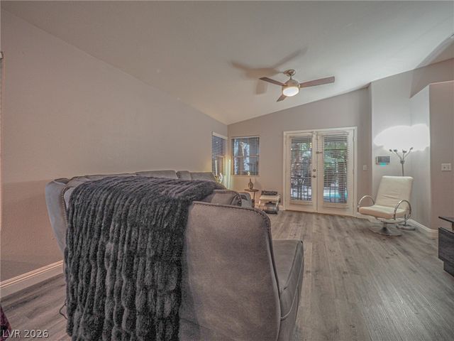 3105 Whispering Canyon Court, Henderson, NV 89052