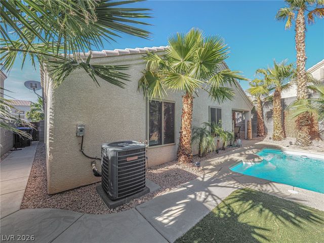 3105 Whispering Canyon Court, Henderson, NV 89052