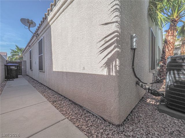 3105 Whispering Canyon Court, Henderson, NV 89052