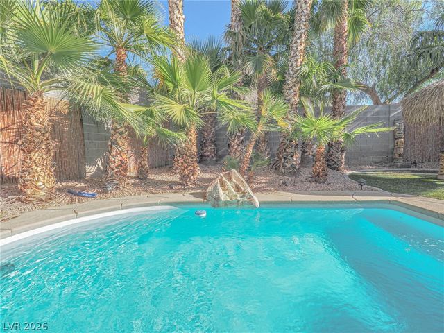 3105 Whispering Canyon Court, Henderson, NV 89052
