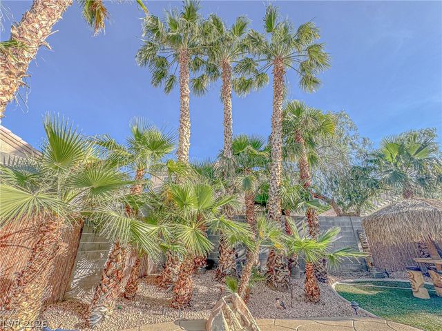 3105 Whispering Canyon Court, Henderson, NV 89052