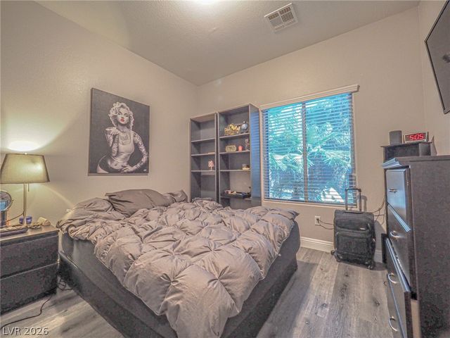 3105 Whispering Canyon Court, Henderson, NV 89052