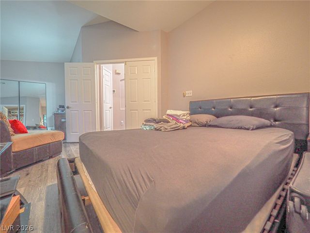 3105 Whispering Canyon Court, Henderson, NV 89052