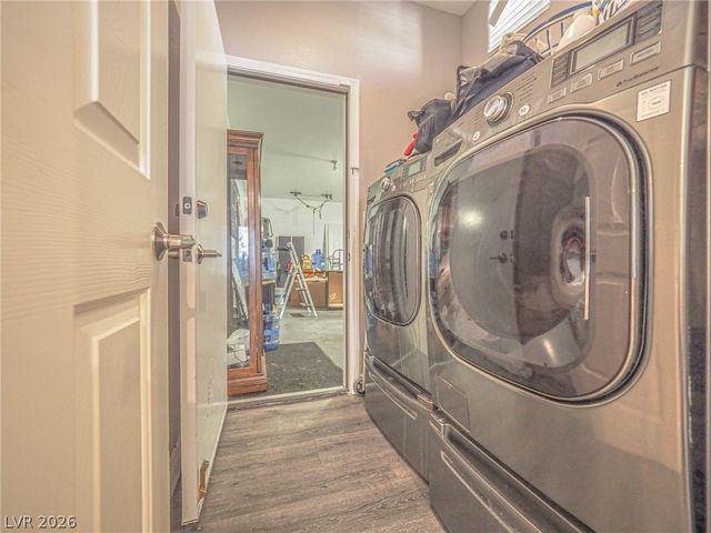 3105 Whispering Canyon Court, Henderson, NV 89052