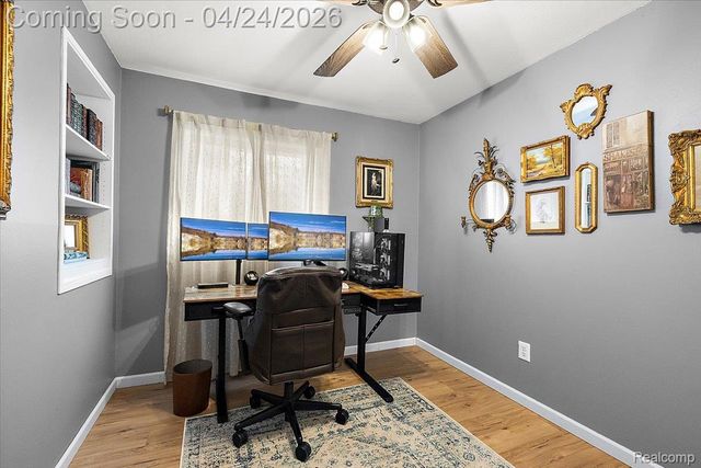 28022 Fairfax Street, Southfield, MI 48076