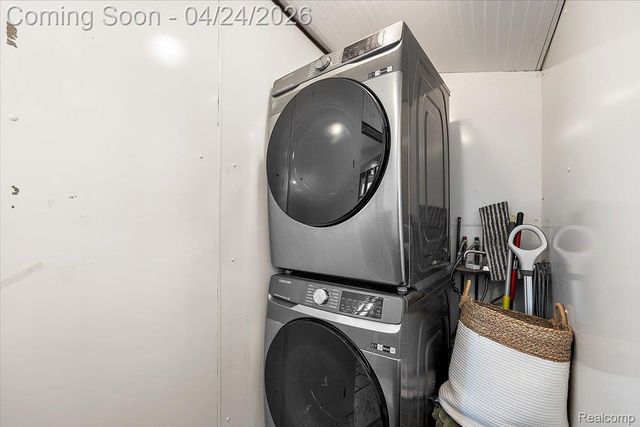 28022 Fairfax Street, Southfield, MI 48076