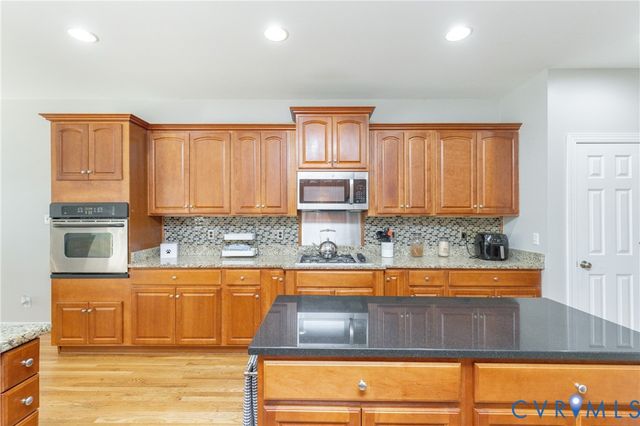 11125 Lyndenwood Dr, Chesterfield, VA 23838