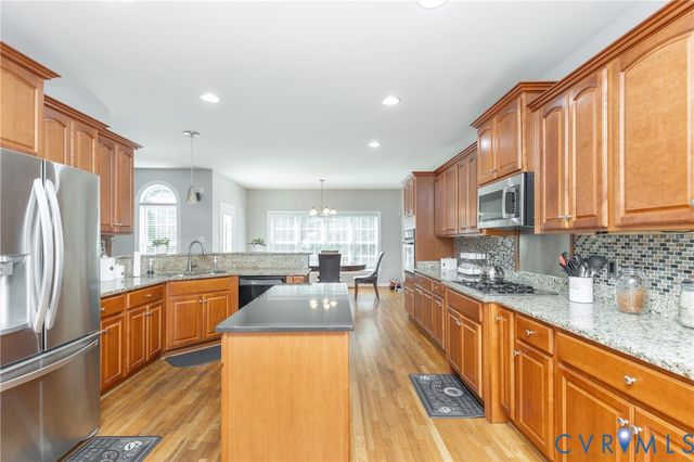 11125 Lyndenwood Dr, Chesterfield, VA 23838