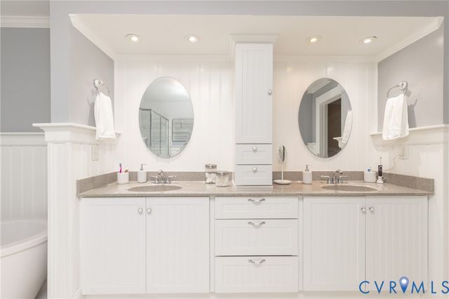 11125 Lyndenwood Dr, Chesterfield, VA 23838