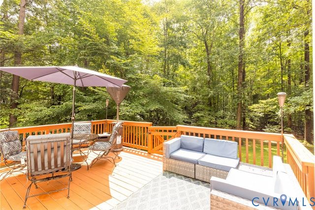 11125 Lyndenwood Dr, Chesterfield, VA 23838