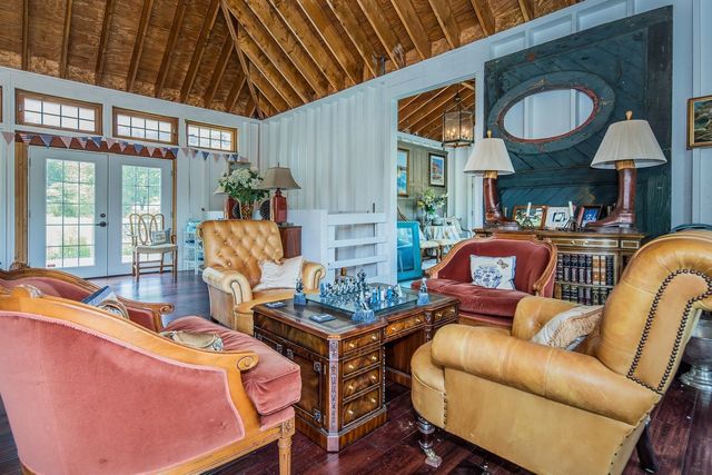 63 Avalon Beach Road, Castleton, VT 05735