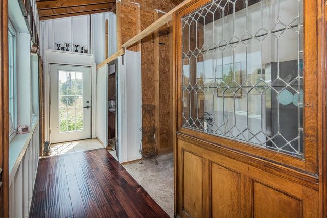 63 Avalon Beach Road, Castleton, VT 05735