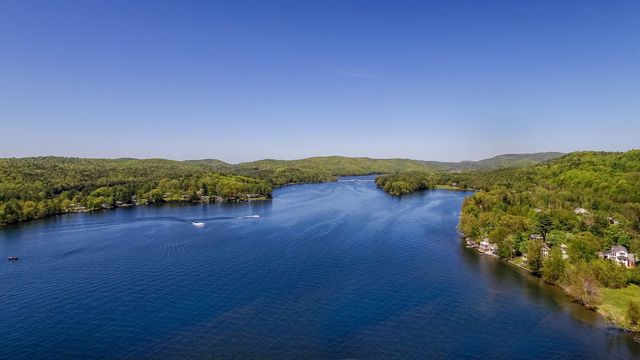 63 Avalon Beach Road, Castleton, VT 05735