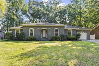 203 Stratford Drive, Summerville, SC 29485