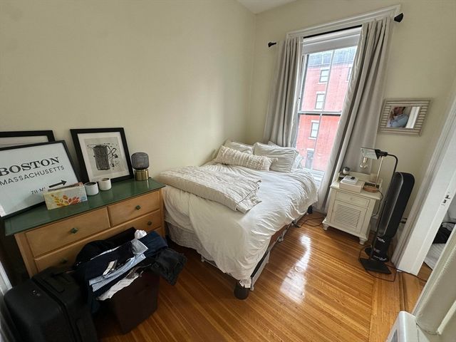 300 Marlborough St. 8, Boston, MA 02116