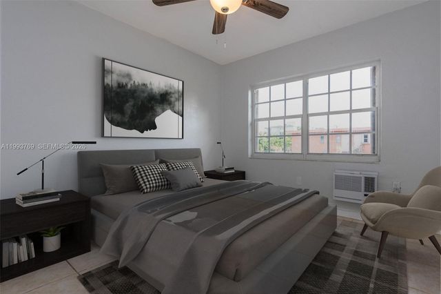 3671 SW 11th St 9B, Miami, FL 33135