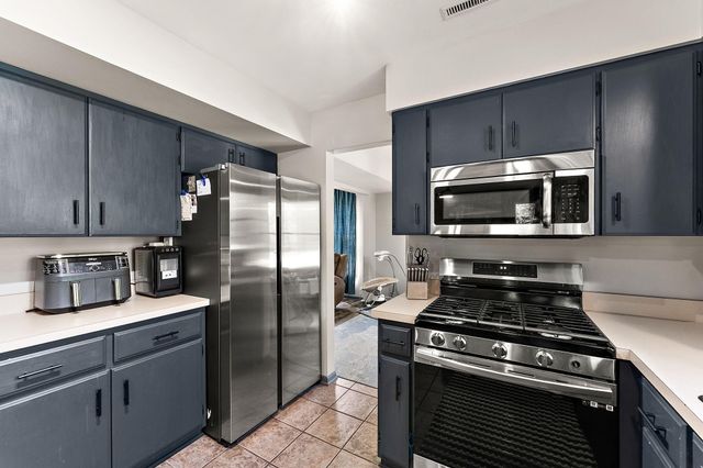 12150 N 332 E, Demotte, IN 46310