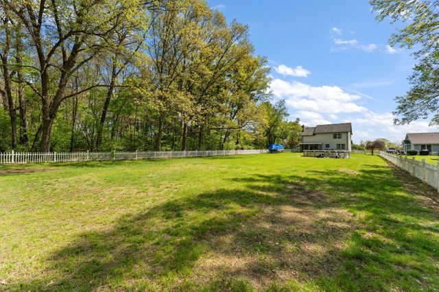 12150 N 332 E, Demotte, IN 46310