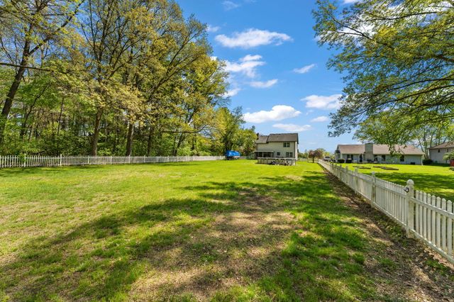 12150 N 332 E, Demotte, IN 46310