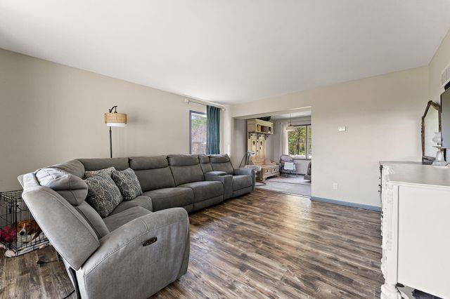 12150 N 332 E, Demotte, IN 46310