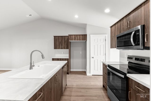 2909 W Animas Creek Dr, Kuna, ID 83634