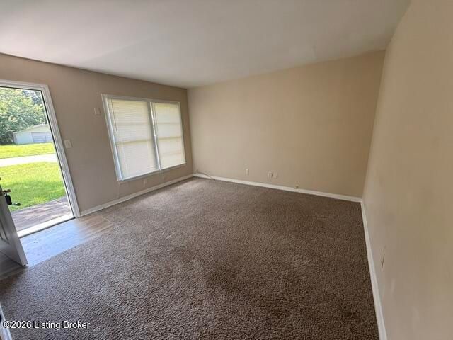 10705 Grafton Hall Rd, Louisville, KY 40272