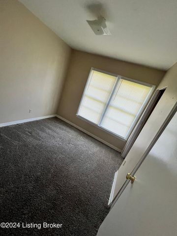 10705 Grafton Hall Rd, Louisville, KY 40272