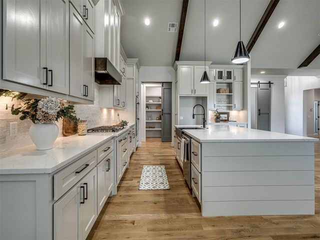 4301 Hunter Glen Drive, Oklahoma City, OK 73179