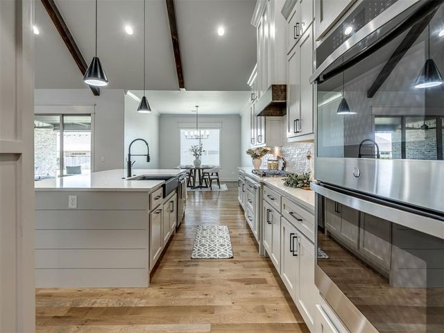 4301 Hunter Glen Drive, Oklahoma City, OK 73179