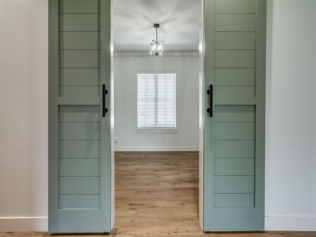 4301 Hunter Glen Drive, Oklahoma City, OK 73179