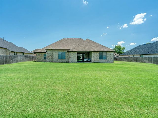 4301 Hunter Glen Drive, Oklahoma City, OK 73179