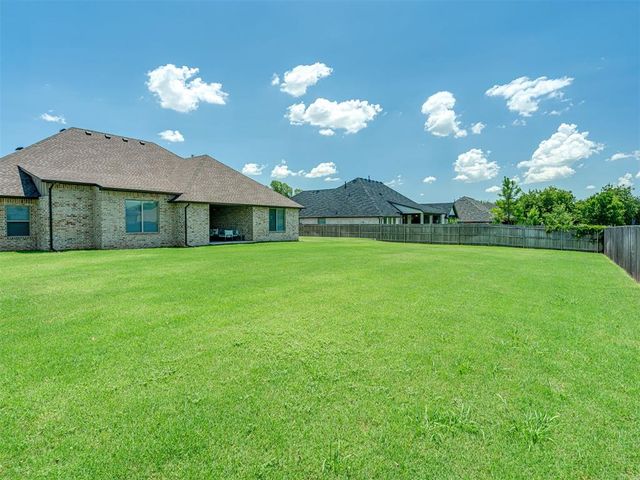 4301 Hunter Glen Drive, Oklahoma City, OK 73179