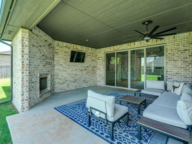 4301 Hunter Glen Drive, Oklahoma City, OK 73179