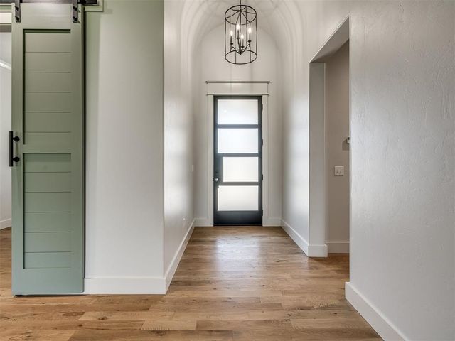4301 Hunter Glen Drive, Oklahoma City, OK 73179